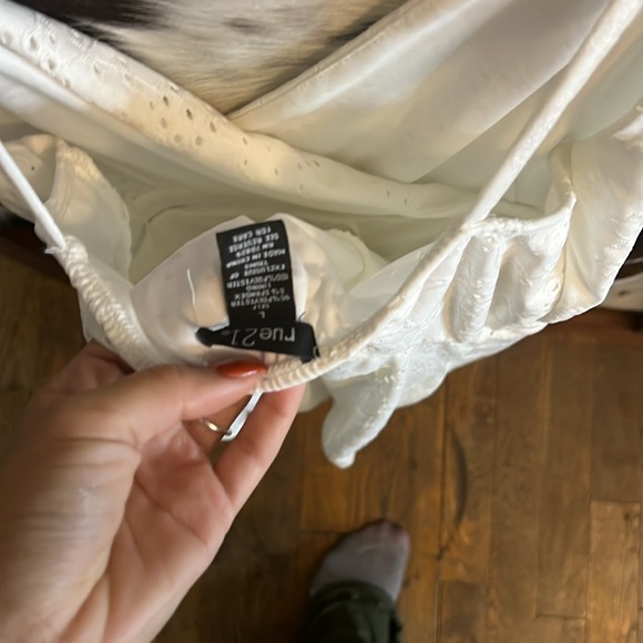 Romper - Picture 3 of 4